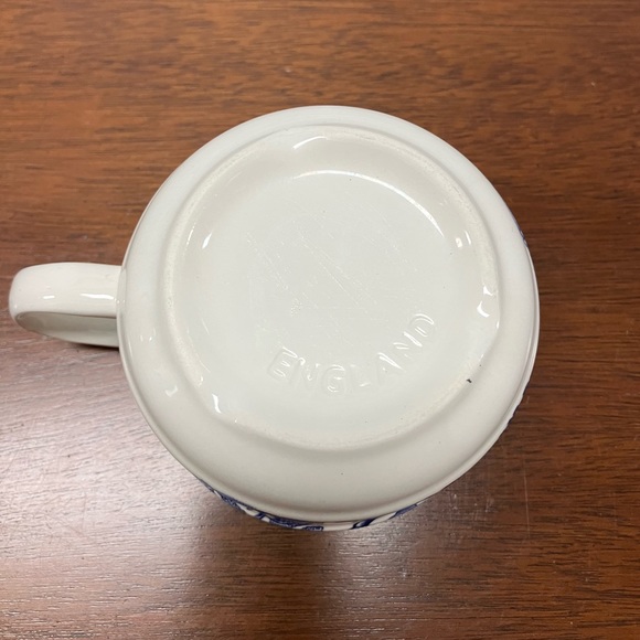 Vintage Willow China Blue Tea Cup Churchill Made in England - Picture 4 of 7